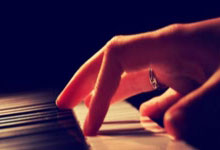 勒布朗-詹姆斯应该在洛杉矶湖人队立雕像吗.